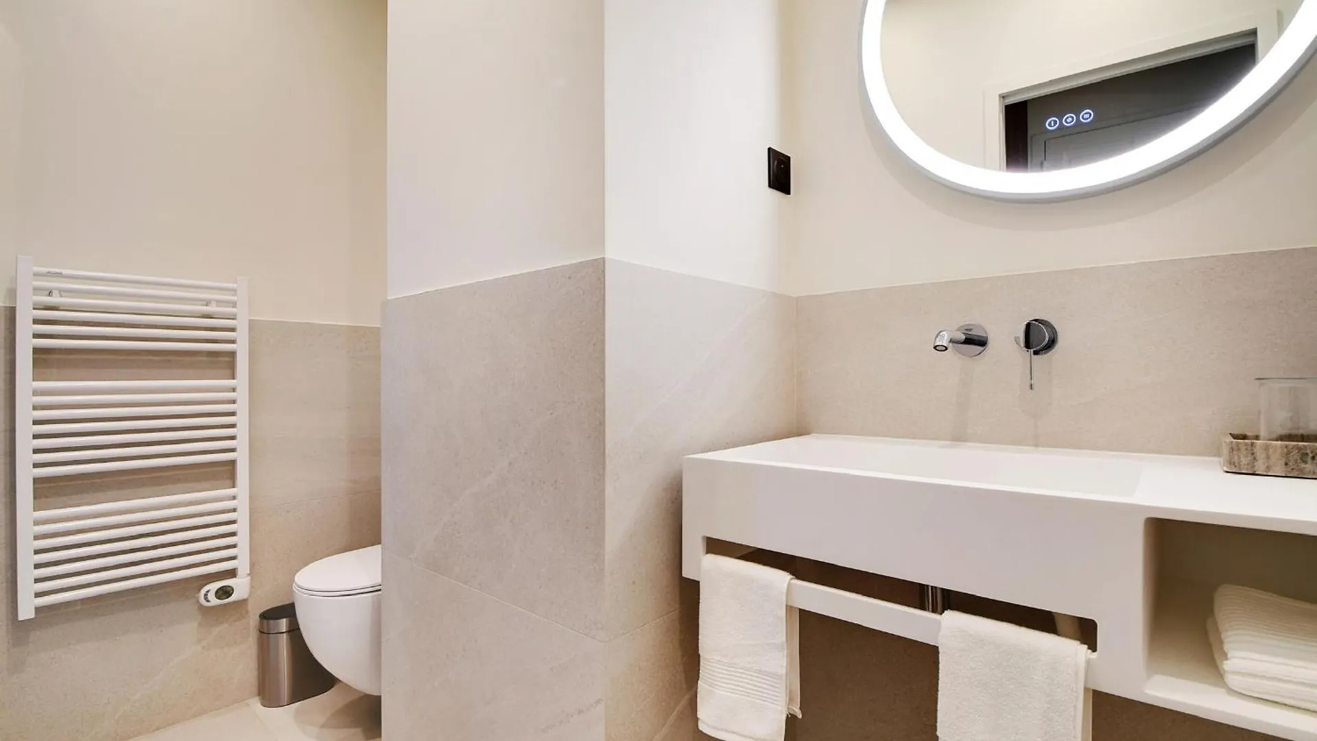 Luxury Flat By Les Maisons De Charloc Homes